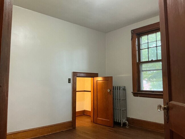 Building Photo - 73 Stack St