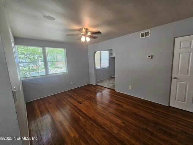 Building Photo - 1501 Osceola St