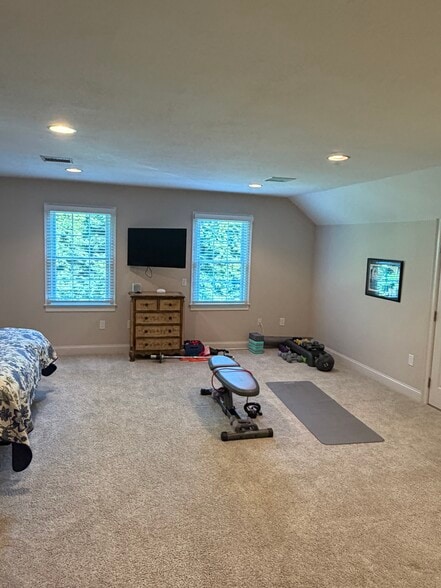 Bed Room #4 / Gym - 10 Bartley Dr