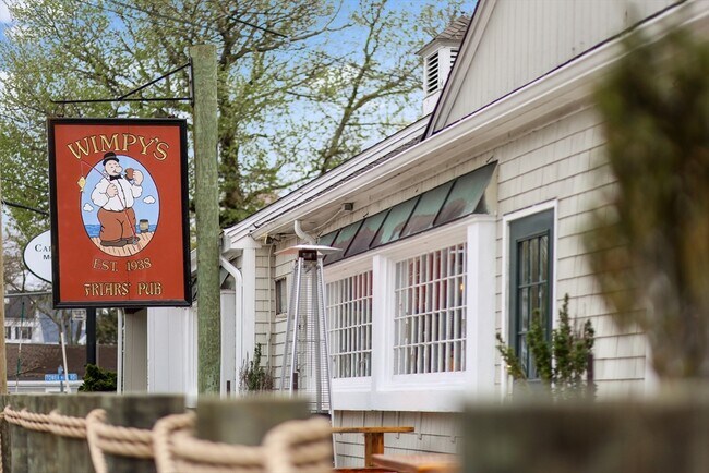 Building Photo - 65 Starboard Ln