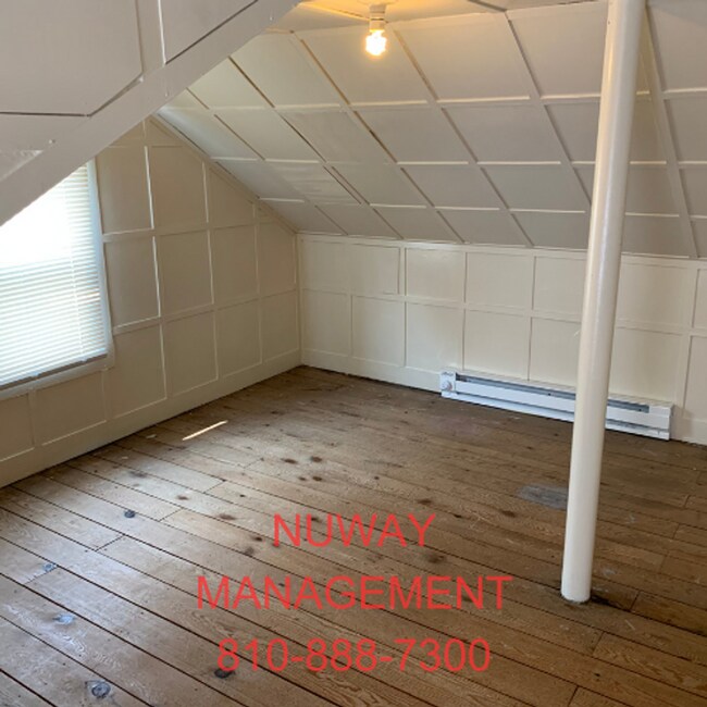 Building Photo - $1,100.00 - 2 Bed / 1 Bath House in Burton with a Spacious Loft Area