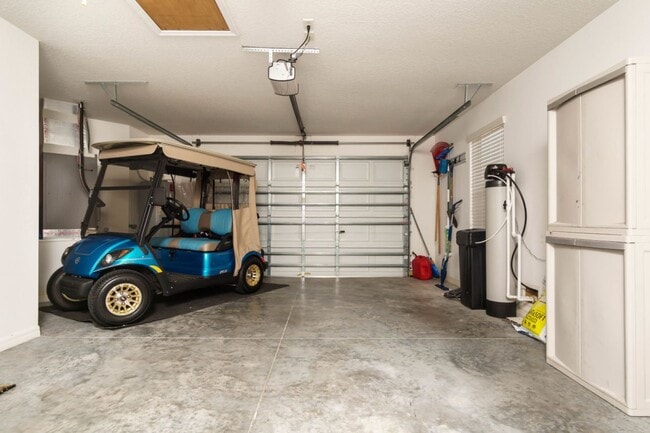 Building Photo - 304 Vidalia Pl