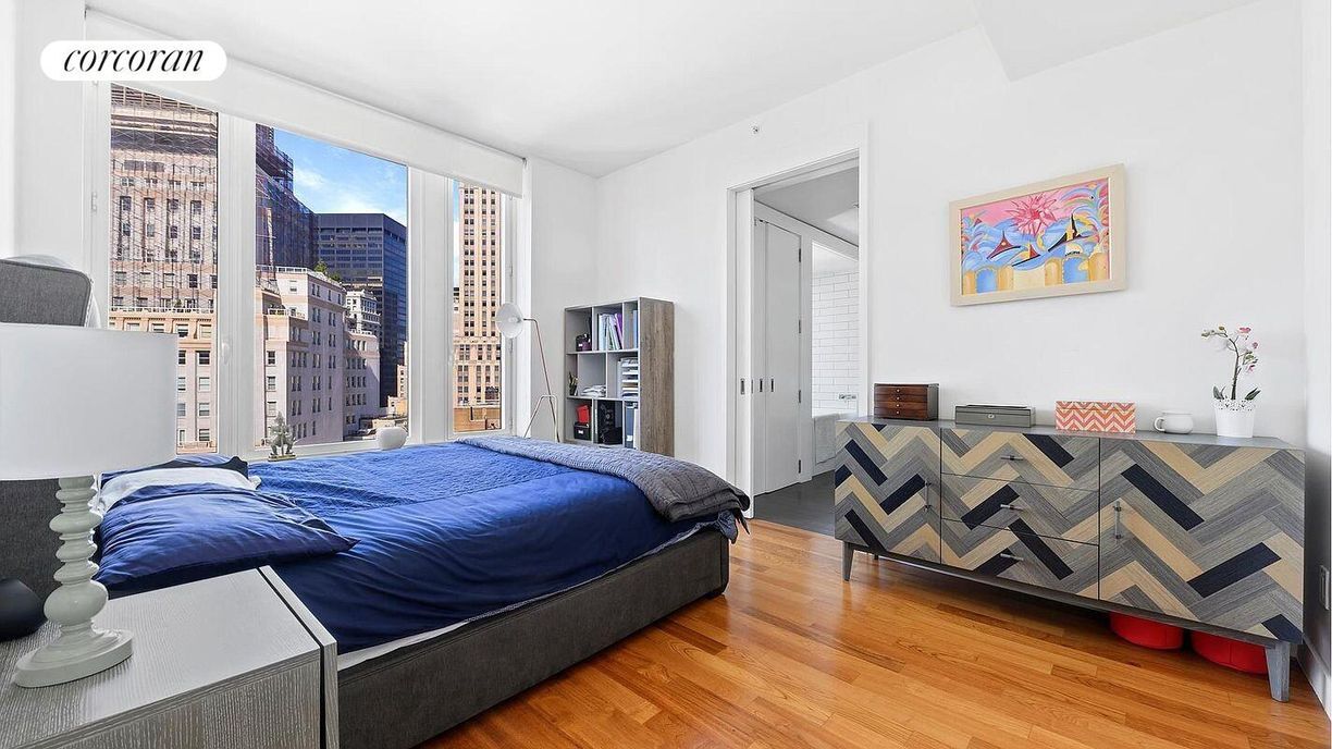 Building Photo - 15 S William St