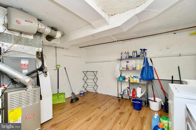 Building Photo - 1365 Talbert Terrace SE