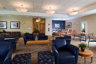 Building Photo - 12 Highpoint Cir