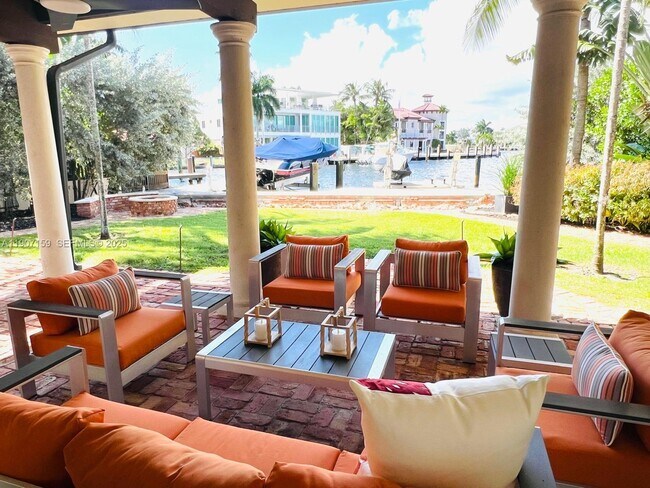 Building Photo - 2035 NE 31st Ave