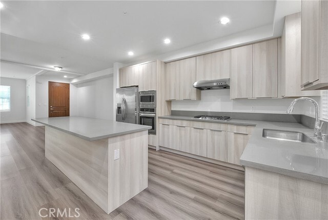 Building Photo - 501 W Foothill Blvd