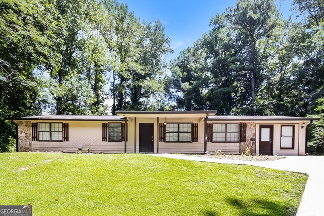 Primary Photo - 2607 Foxwood Pl