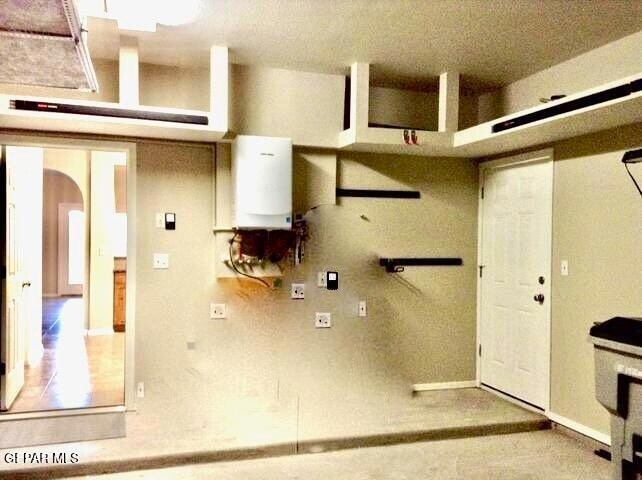 Building Photo - 6625 Cabana Del Sol Dr
