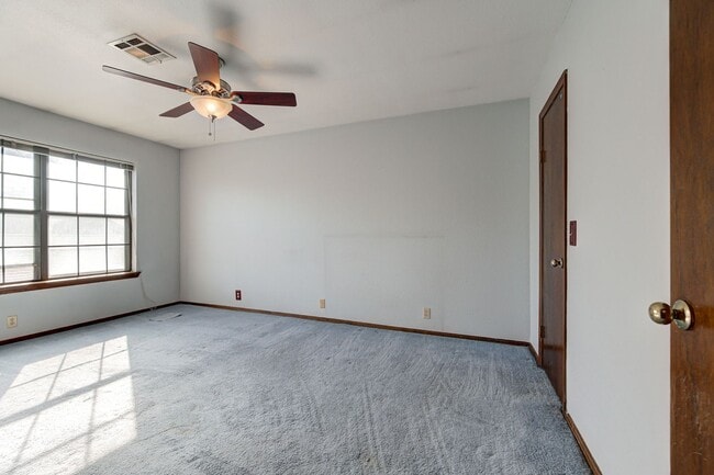 Building Photo - Cozy 2x1.5 Apartment in Oklahoma City loca...