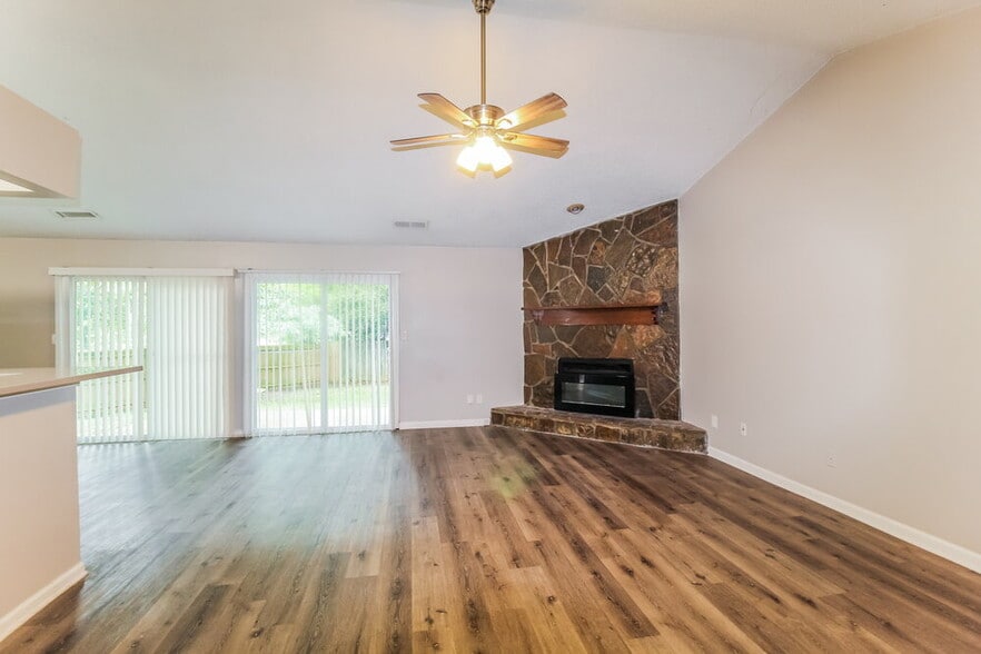 Building Photo - 5396 Kelleys Mill Cir