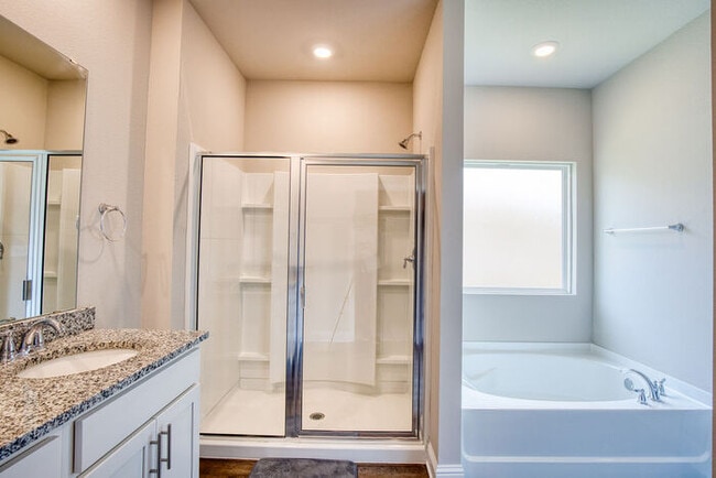 Building Photo - 5458 Leeds Ln