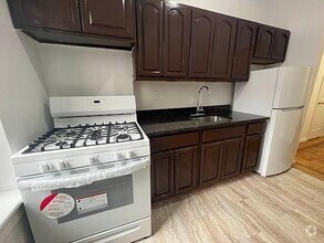 Building Photo - 2 bedroom in BRONX NY 10452