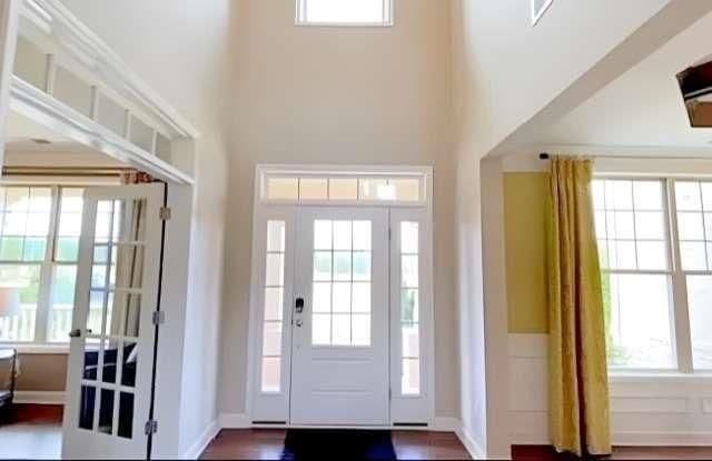 Building Photo - 5325 Chesire Ct