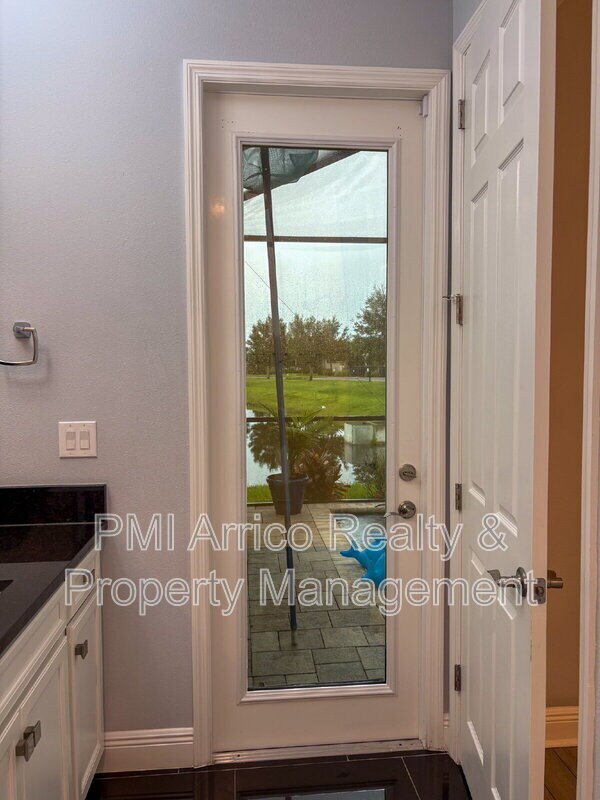 Building Photo - 12860 Satin Lily Dr