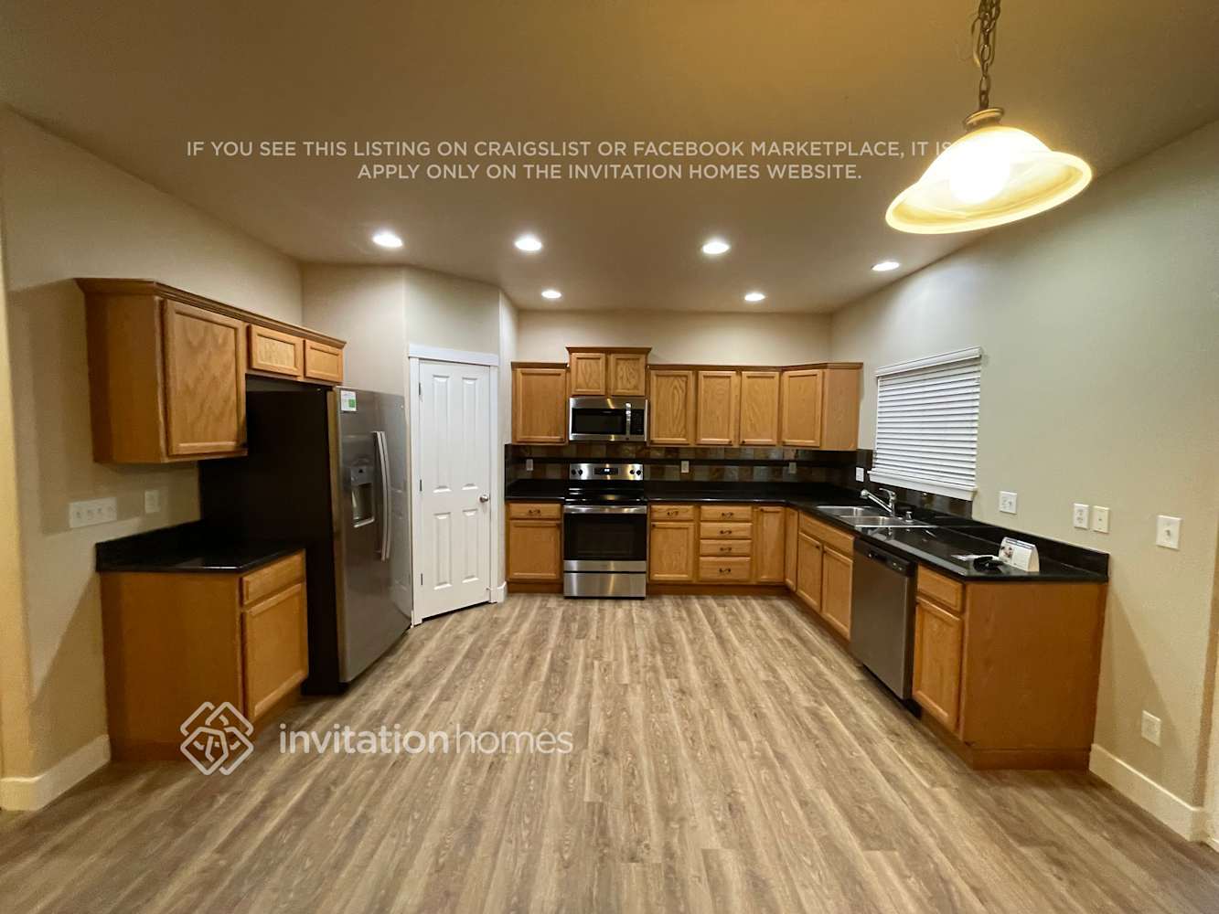 Building Photo - 14102 11th Pl W