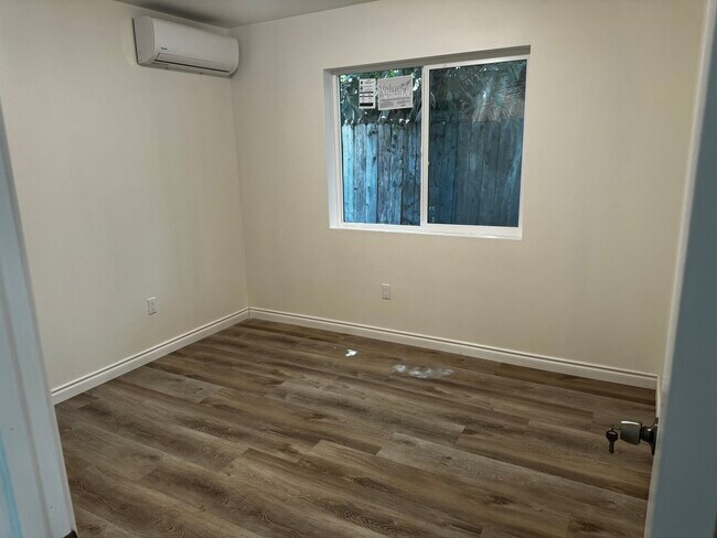 Building Photo - 2664 Marybeth Ave