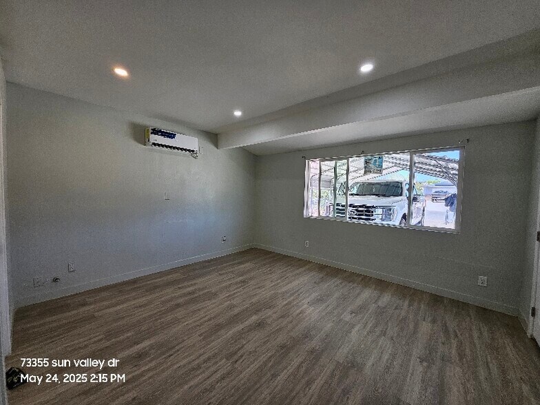Building Photo - 73355 Sun Valley Dr