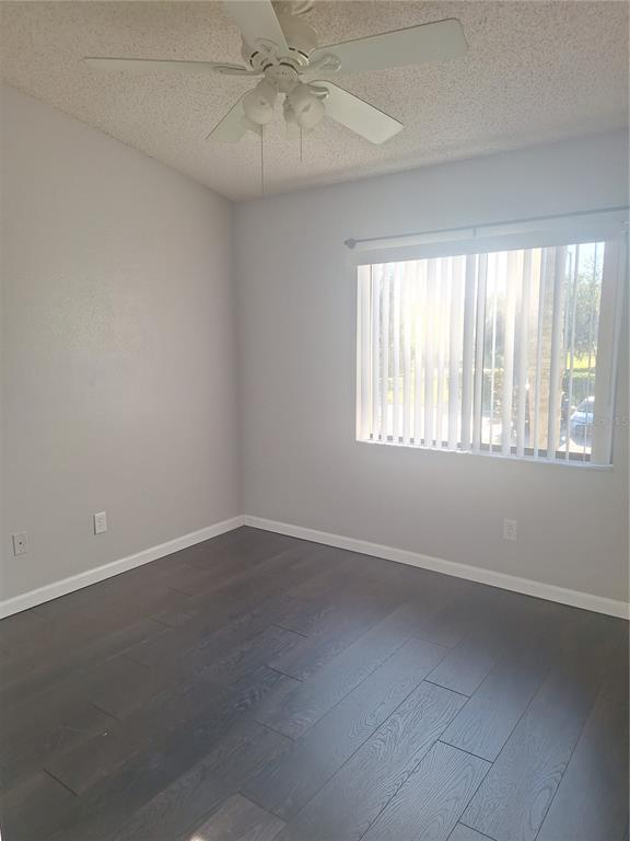 Building Photo - 3583 Whispering Oaks Ln