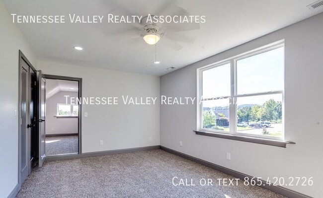 Building Photo - 7814 Lake Mountain Ln