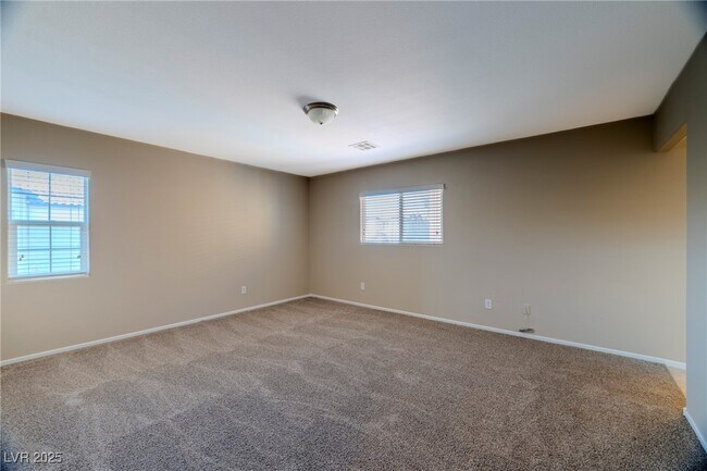 Building Photo - 7718 Ornamento Way
