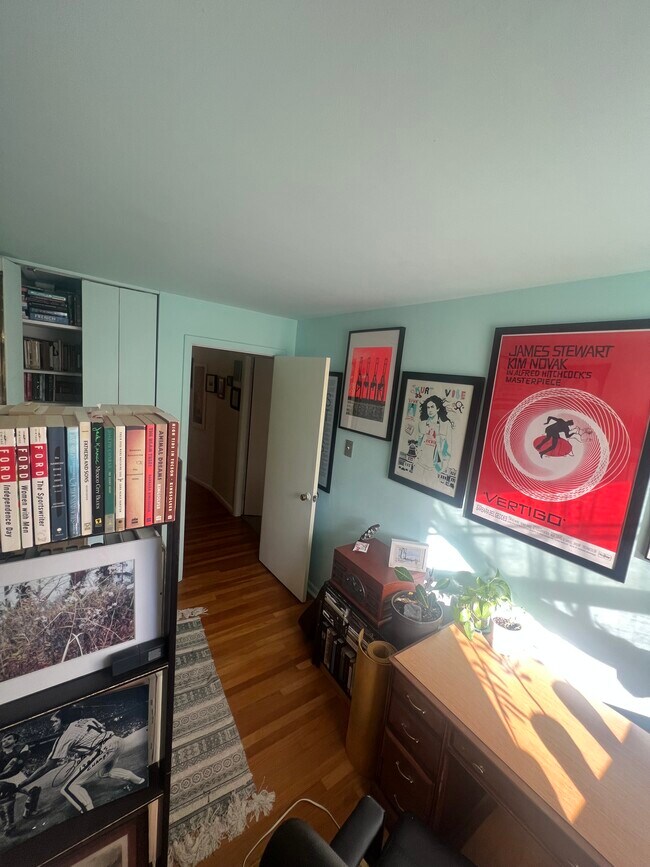 3rd Bedroom - 5412 Hermit Ter