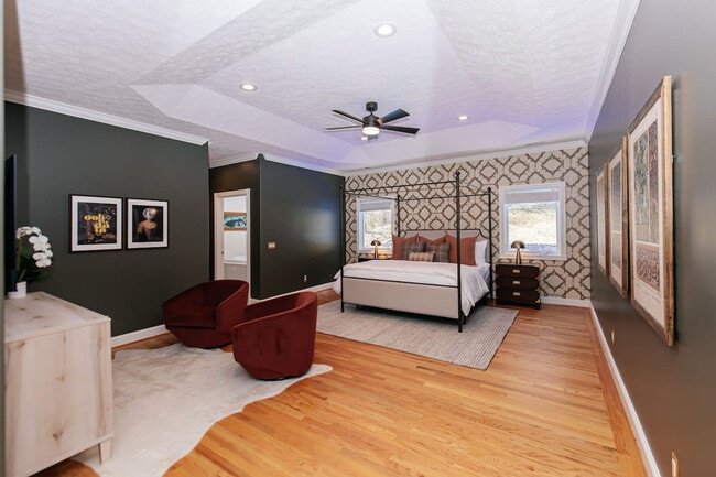 Building Photo - 33 Pinners Ln