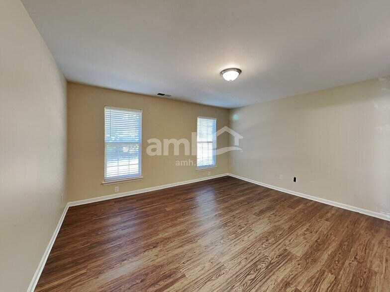 Building Photo - 13429 Honeytree Ln