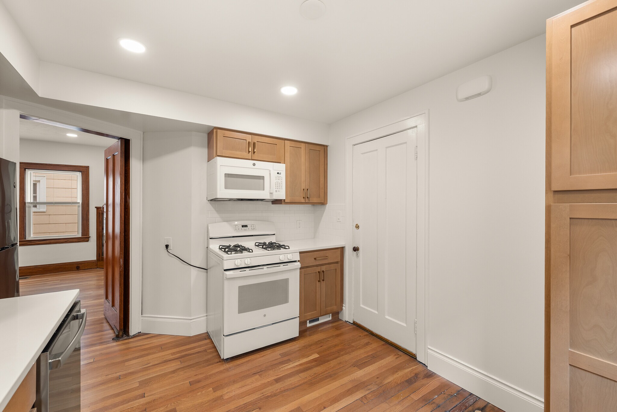 Building Photo - 2085 Marlowe Ave