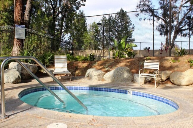 Building Photo - 2782 Pine Creek Cir