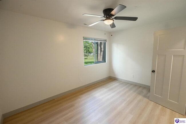 Building Photo - 2659 S Wilson Rd