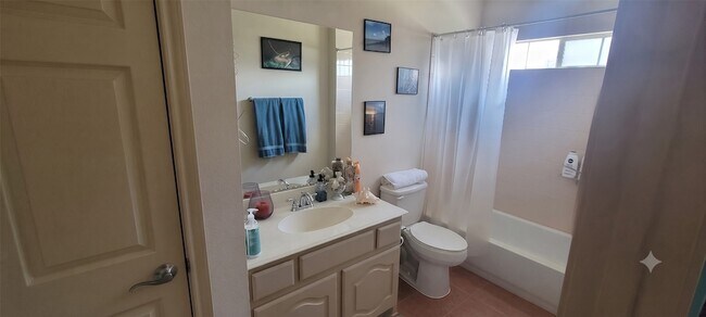 Building Photo - 13733 Alterna Dr