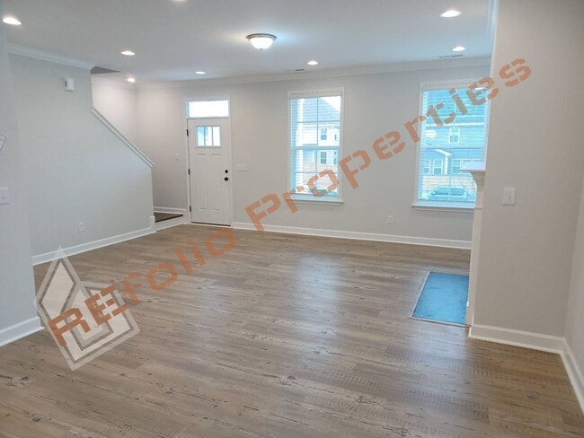 Building Photo - 9104 Kitchin Farms Wy