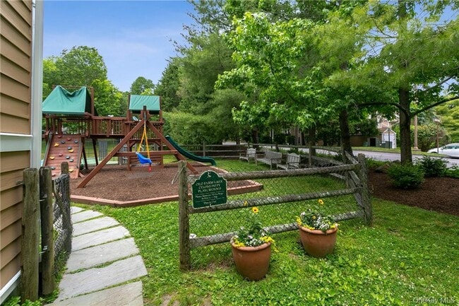 Building Photo - 118 Stone Bridge Square