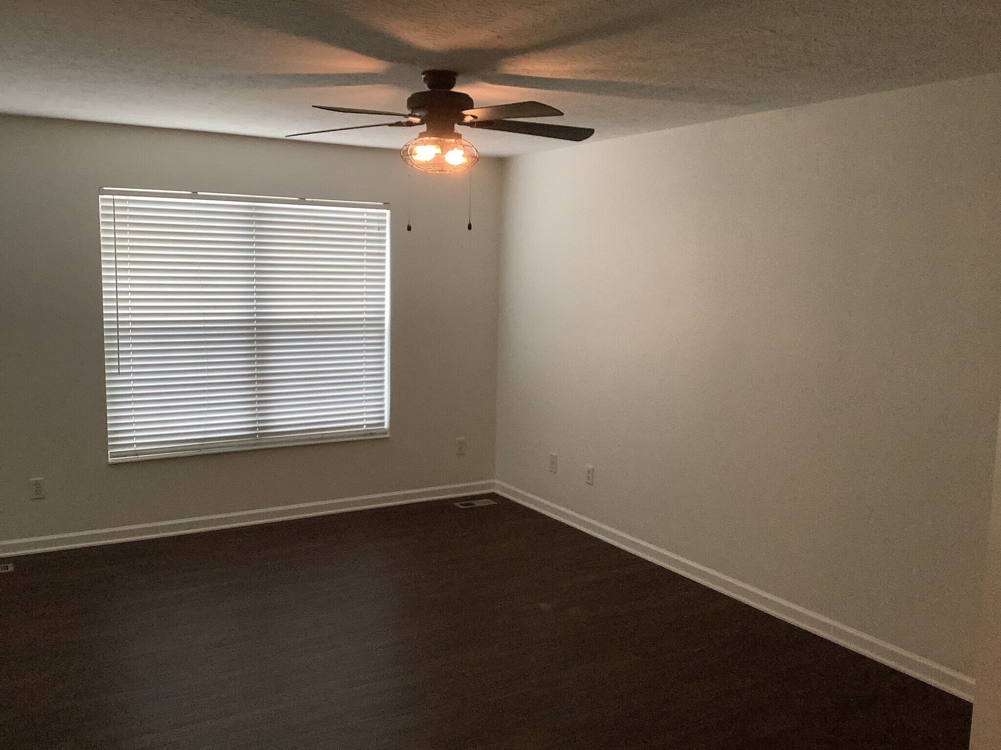 Building Photo - 7633 Mourning Dove Ln