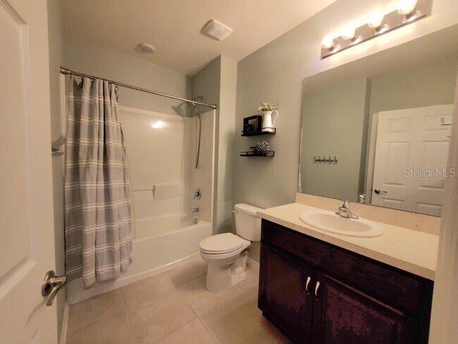 Building Photo - 3648 Pebble Terrace