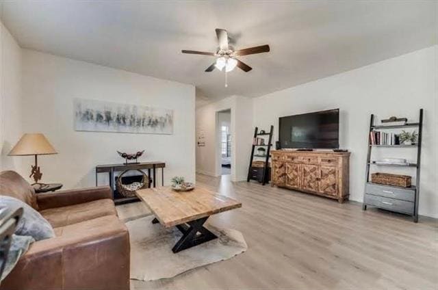 Building Photo - 2621 Franklin Dr