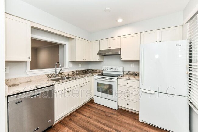 Building Photo - 6857 Washington Blvd