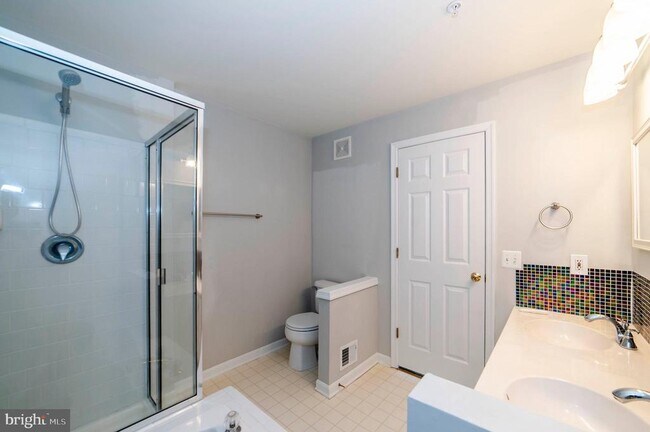 Building Photo - 12715 Fair Crest Ct