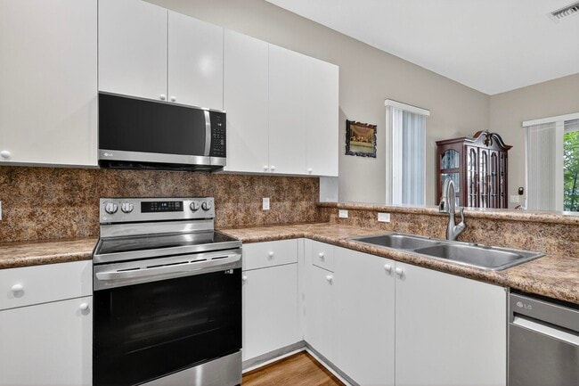 Building Photo - 8790 S San Andros