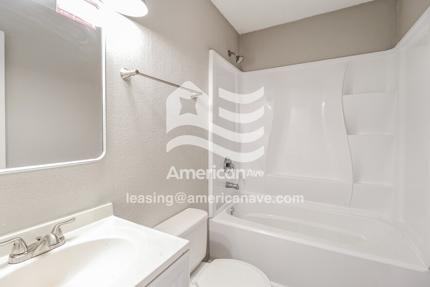 Building Photo - 307 Water St