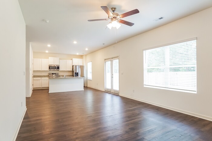 Building Photo - 5588 Timber Leaf Lp