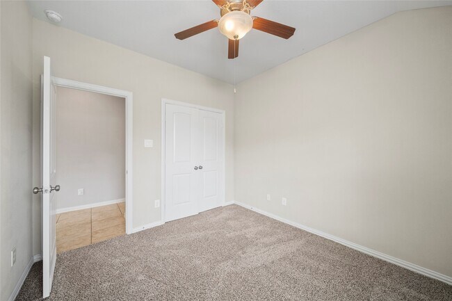 Building Photo - 6818 Rambling Manor Ct