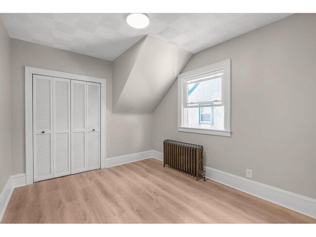 Building Photo - 1257 Palace Ave