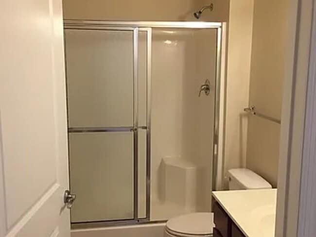 Building Photo - Gorgeous condo for rent