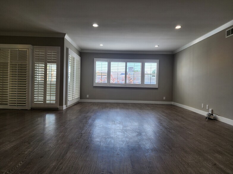 Building Photo - 17200 Willard St