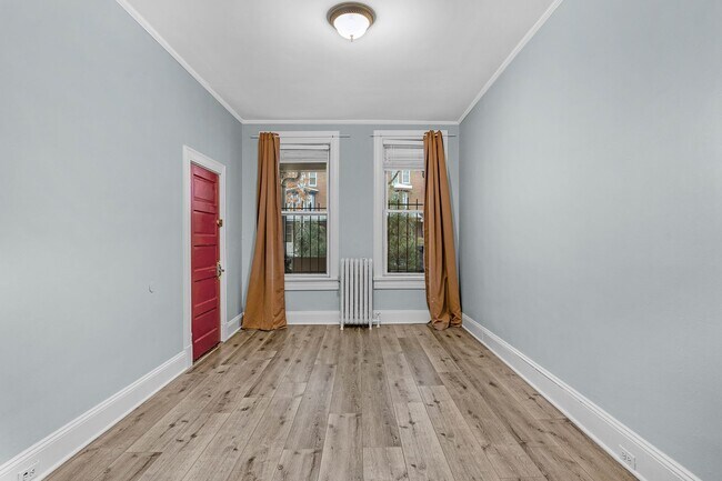 Building Photo - 3114 N Calvert St