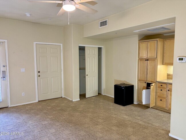 Building Photo - 16545 E Gunsight Dr