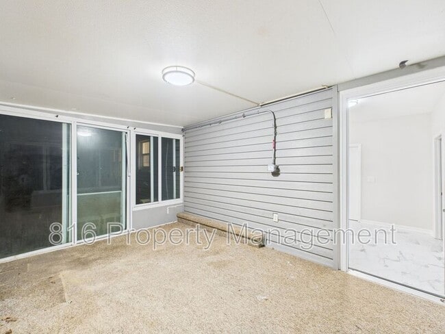 Building Photo - 5725 Blue Ridge Blvd