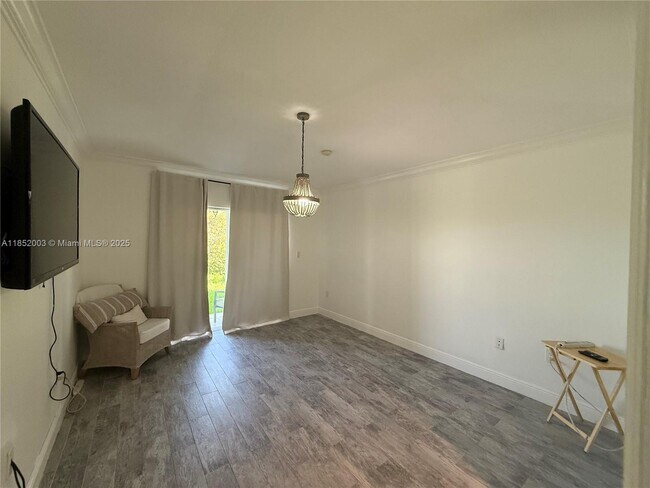 Building Photo - 4041 SW 148th Pl
